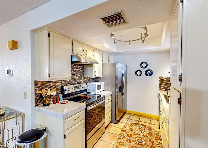 Apartment Retreat